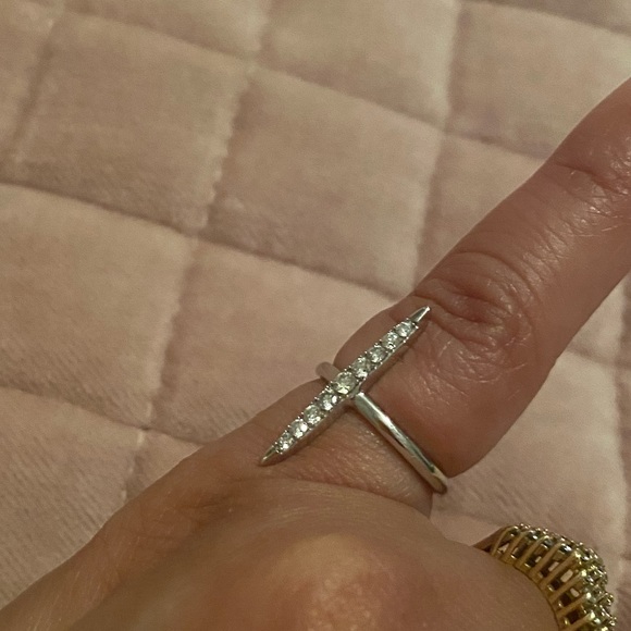 Sale🔥White gold North South statement ring - Picture 11 of 11